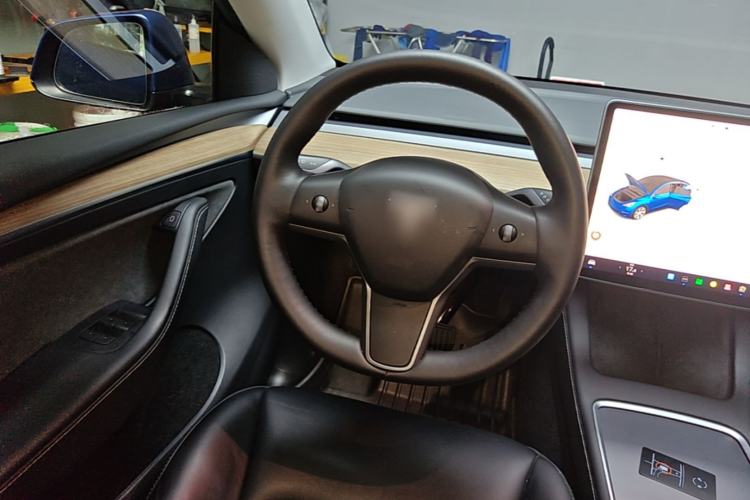 Used Tesla Model Y 2022 Revised Version Rear-Wheel Drive Steering Wheel