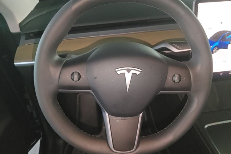 Used Tesla Model Y 2022 Revised Version Rear-Wheel Drive Steering Wheel