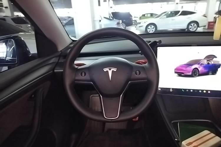 Used Tesla Model Y 2022 Rear-Wheel-Drive Version Steering Wheel