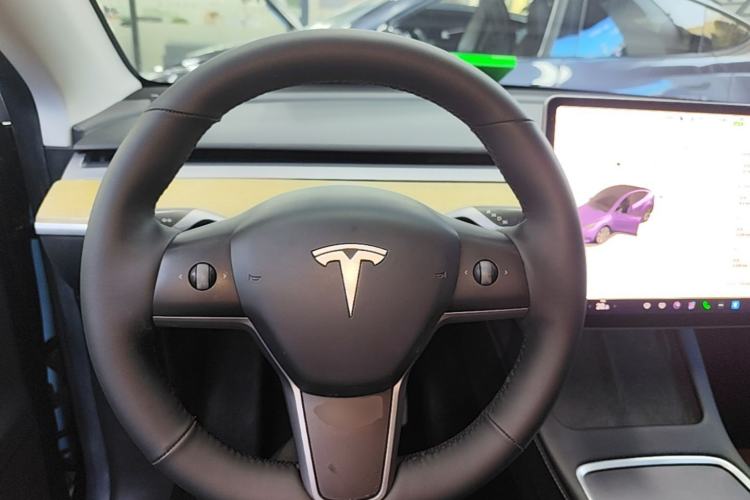 Used Tesla Model Y 2022 Revised Version Rear-Wheel Drive Steering Wheel