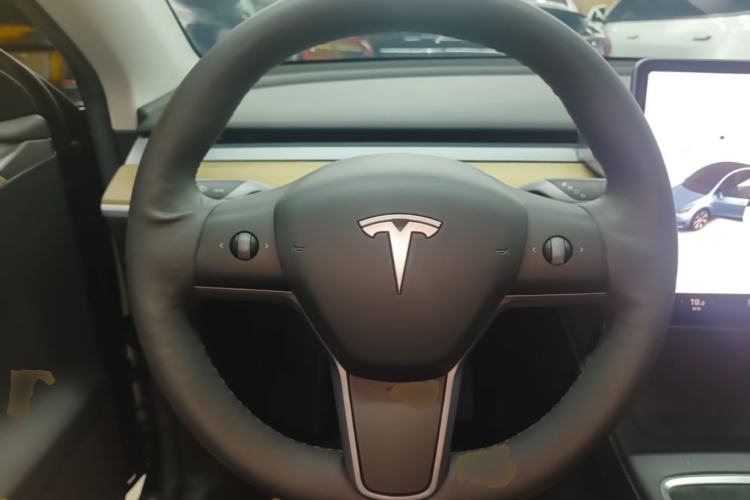 Used Tesla Model Y 2022 Revised Version Rear-Wheel Drive Steering Wheel