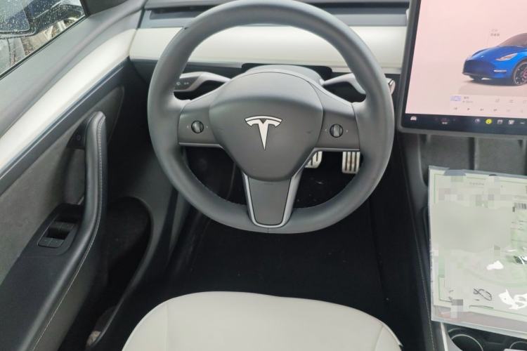 Used Tesla Model Y 2022 Performance High-Performance All-Wheel-Drive Version Steering Wheel