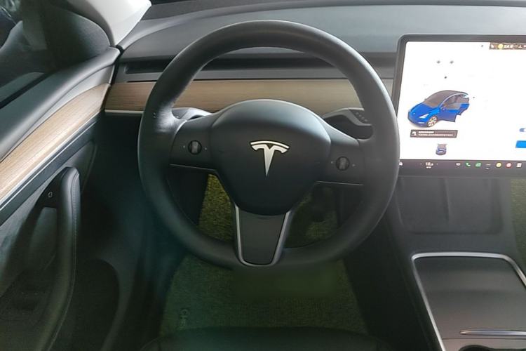 Used Tesla Model Y 2022 Revised Version Rear-Wheel Drive Steering Wheel