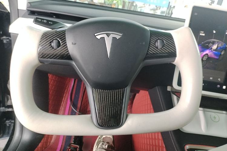 Used Tesla Model Y 2022 Revised Version Rear-Wheel Drive Steering Wheel