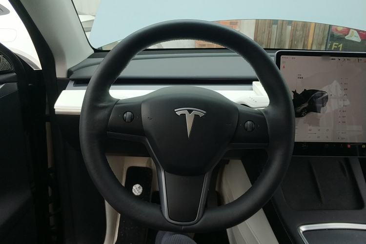 Used Tesla Model Y 2022 Revised Version Rear-Wheel Drive Steering Wheel