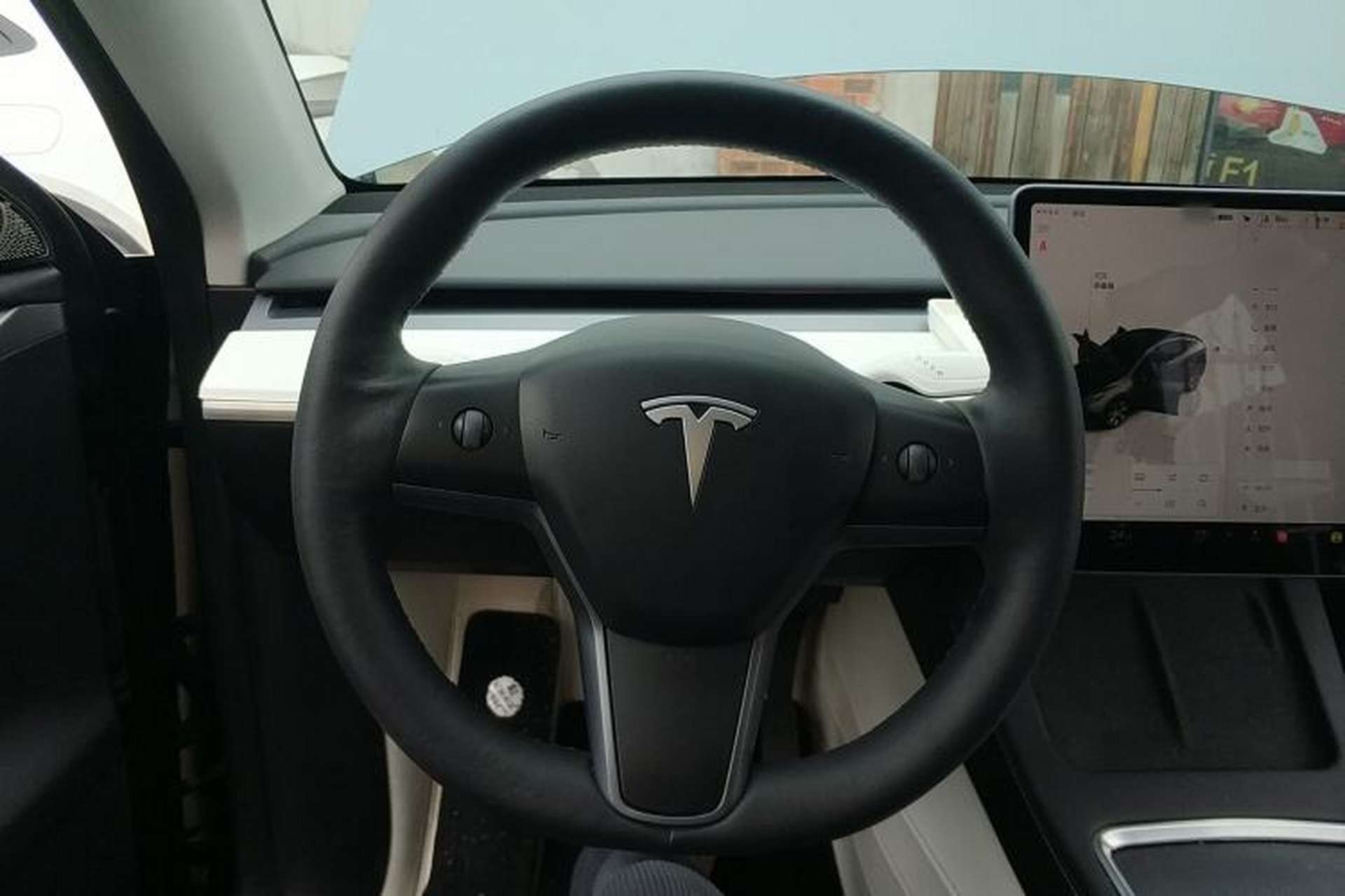 Used Tesla Model Y 2022 Revised Version Rear-Wheel Drive Steering Wheel
