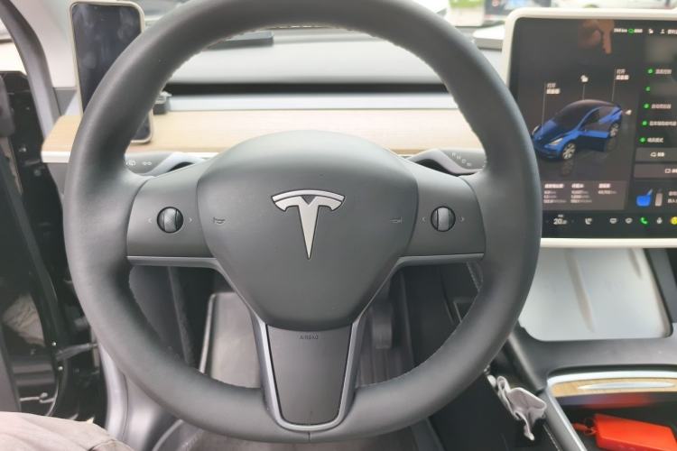 Used Tesla Model Y 2022 Revised Version Rear-Wheel Drive Steering Wheel