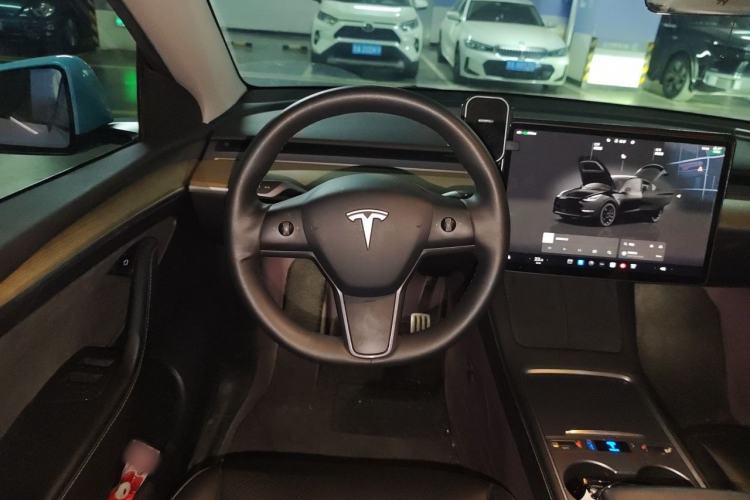 Used Tesla Model Y 2022 Performance High-Performance All-Wheel-Drive Version Steering Wheel