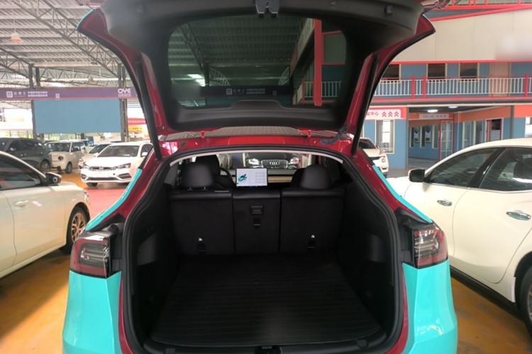 Used Tesla Model Y 2022 Rear-Wheel-Drive Version Trunk
