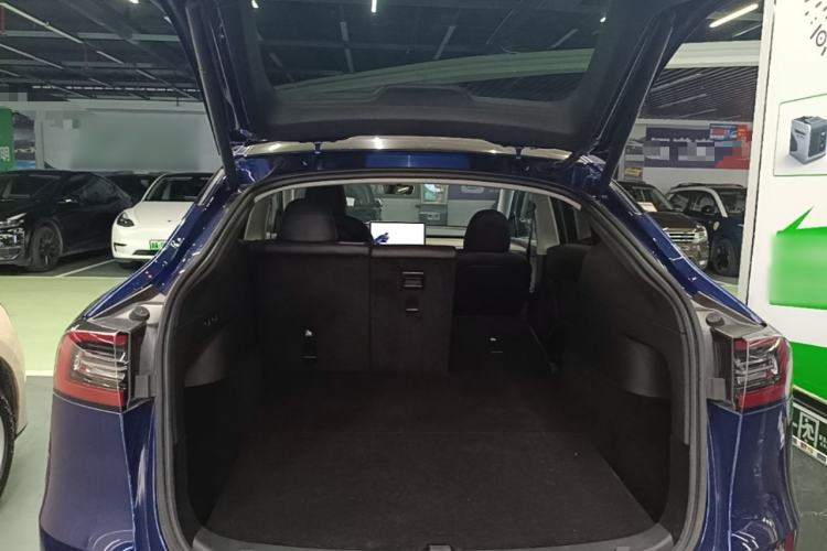 Used Tesla Model Y 2022 Rear-Wheel-Drive Version Trunk