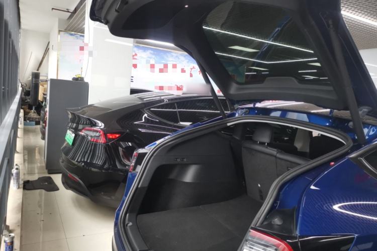 Used Tesla Model Y 2022 Rear-Wheel-Drive Version Trunk