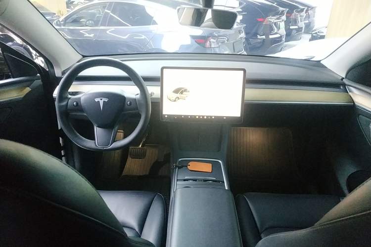Used Tesla Model Y 2022 Revised Version Rear-Wheel Drive Center Console