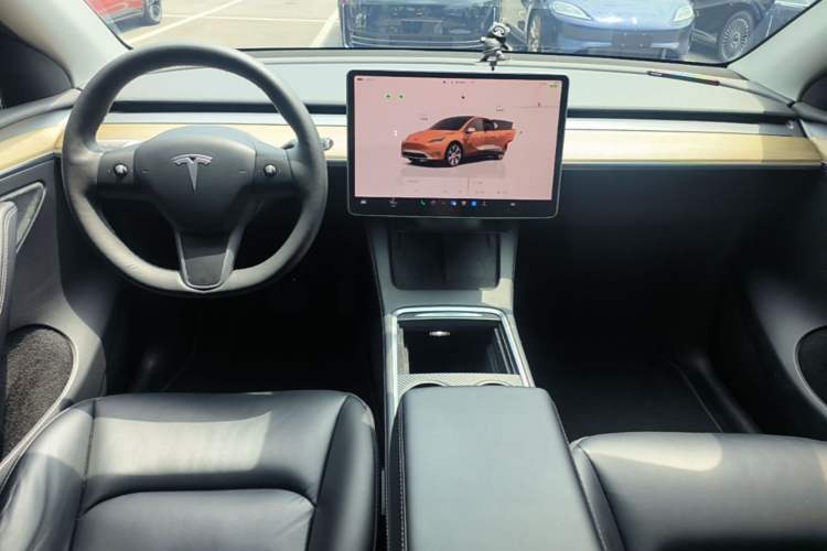 Used Tesla Model Y 2022 Revised Version Rear-Wheel Drive Center Console