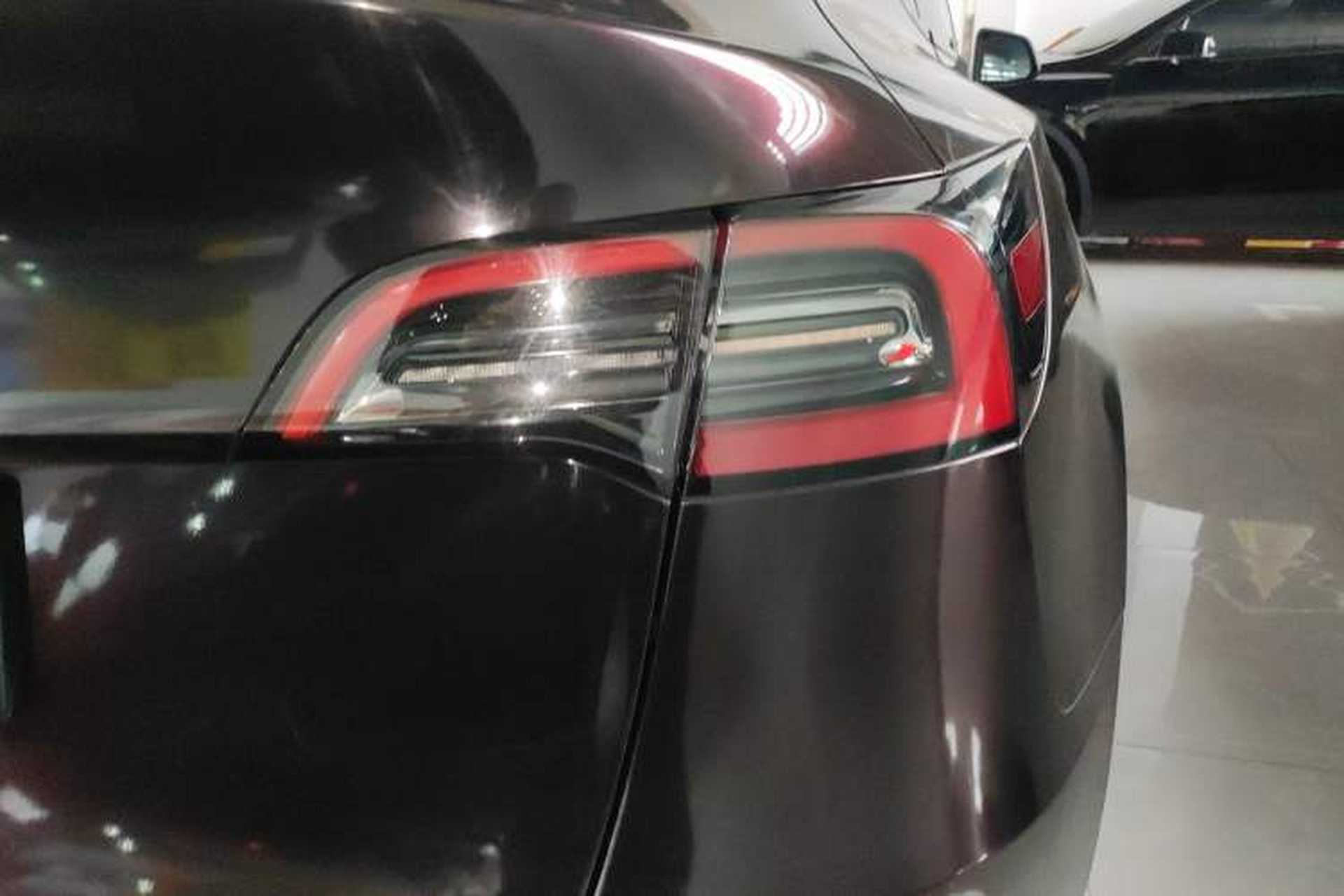 Used Tesla Model Y 2022 Long-Range All-Wheel-Drive Version Exterior 6