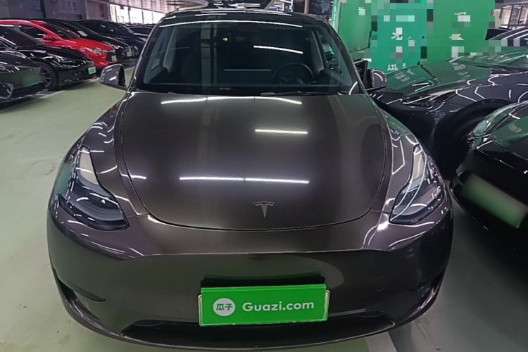 Used Tesla Model Y 2022 Rear-Wheel-Drive Version Front