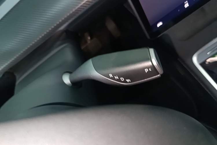 Used Tesla Model Y 2022 Rear-Wheel-Drive Version Gear Lever