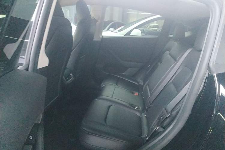 Used Tesla Model Y 2022 Revised Version Rear-Wheel Drive Left Rear Seat