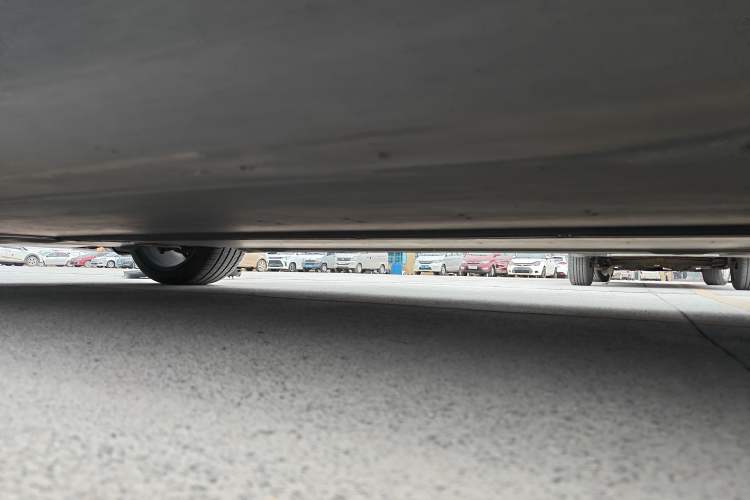 Used Tesla Model Y 2022 Revised Version Rear-Wheel Drive Left Side Sill