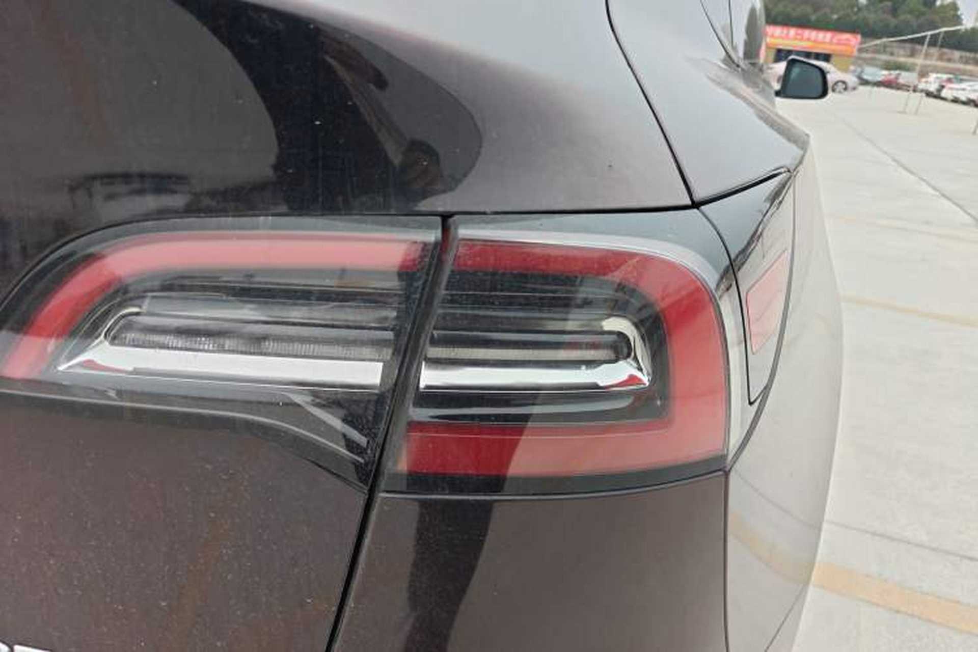 Used Tesla Model Y 2022 Revised Version Rear-Wheel Drive Right Rear Taillight