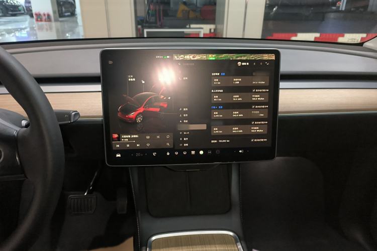 Used Tesla Model Y 2022 Rear-Wheel-Drive Version Audio And AC Panel