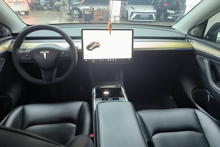 Used Tesla Model Y 2022 Revised Version Rear-Wheel Drive Center Console