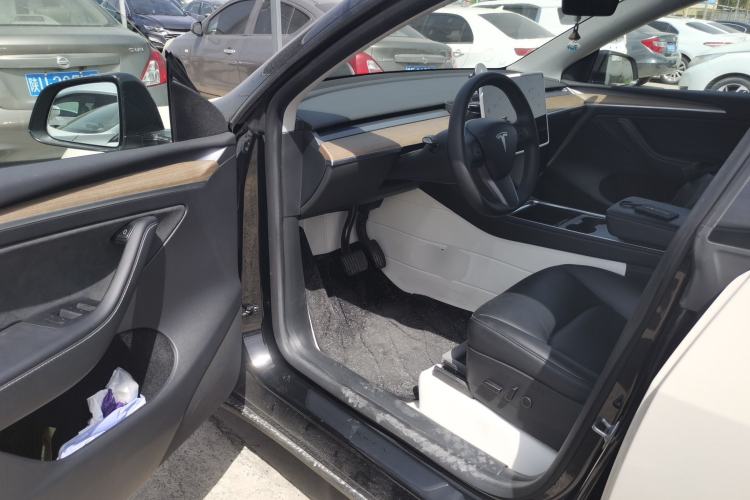 Used Tesla Model Y 2022 Rear-Wheel-Drive Version Driver Seat