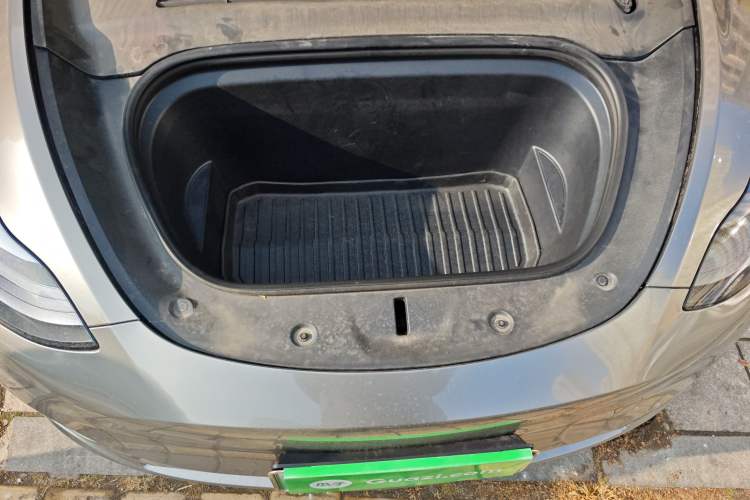 Used Tesla Model Y 2022 Revised Version Rear-Wheel Drive Engine Bay