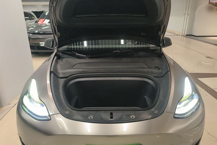 Used Tesla Model Y 2022 Rear-Wheel-Drive Version Engine Bay