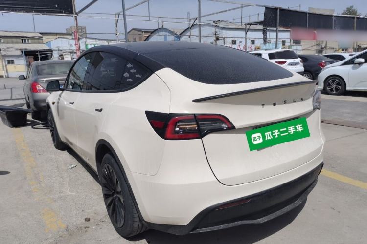 Used Tesla Model Y 2022 Rear-Wheel-Drive Version Exterior 2