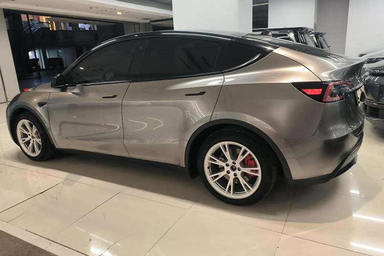Used Tesla Model Y 2022 Rear-Wheel-Drive Version Exterior 3