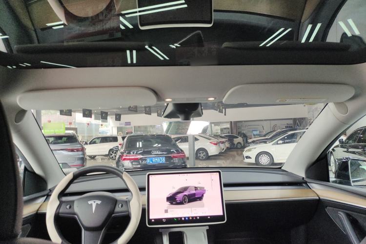 Used Tesla Model Y 2022 Rear-Wheel-Drive Version Headliner