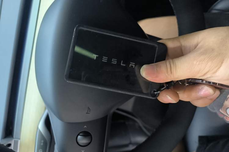 Used Tesla Model Y 2022 Revised Version Rear-Wheel Drive Vehicle Key