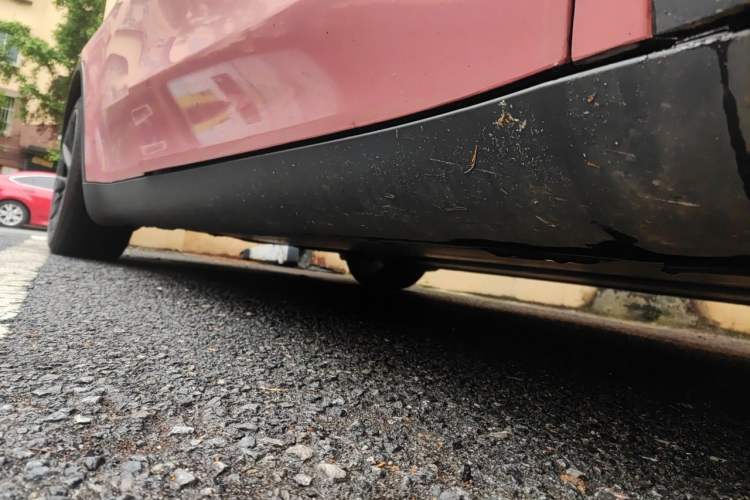 Used Tesla Model Y 2022 Long-Range All-Wheel-Drive Version Chassis Front Right