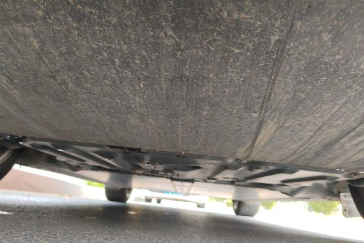 Used Tesla Model Y 2022 Long-Range All-Wheel-Drive Version Chassis Front