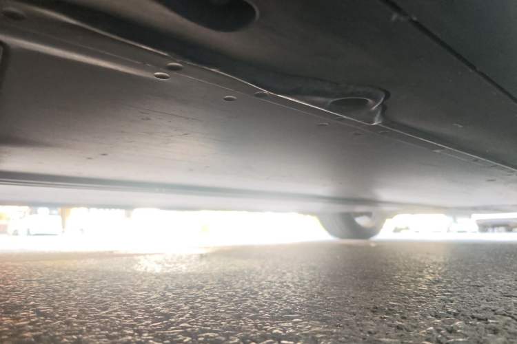 Used Tesla Model Y 2022 Revised Version Rear-Wheel Drive Chassis Rear Right