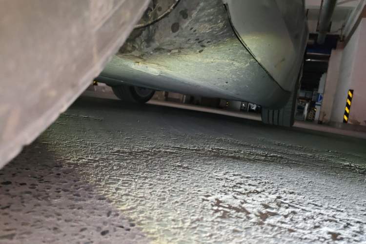 Used Tesla Model Y 2022 Revised Version Rear-Wheel Drive Chassis Front Left