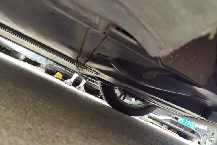 Used Tesla Model Y 2022 Rear-Wheel-Drive Version Chassis Rear Left