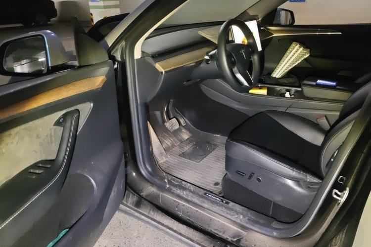 Used Tesla Model Y 2022 Revised Version Rear-Wheel Drive Driver Seat