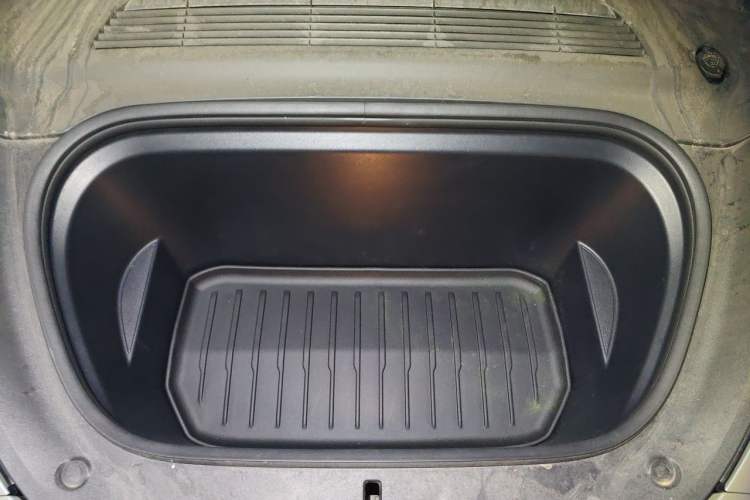 Used Tesla Model Y 2022 Revised Version Rear-Wheel Drive Engine Bay