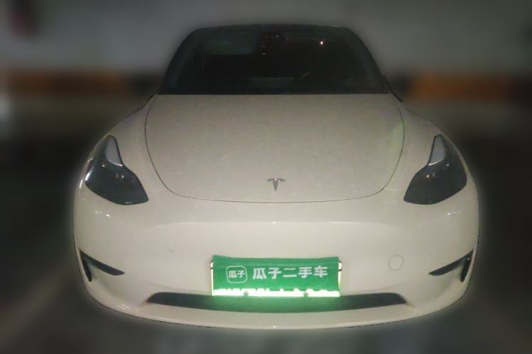 Used Tesla Model Y 2022 Long-Range All-Wheel-Drive Version Front