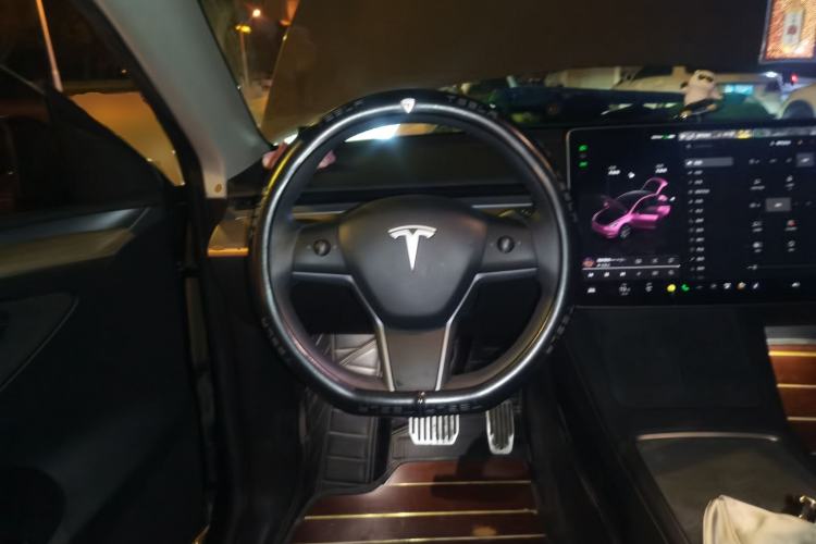 Used Tesla Model Y 2022 Revised Version Rear-Wheel Drive Steering Wheel