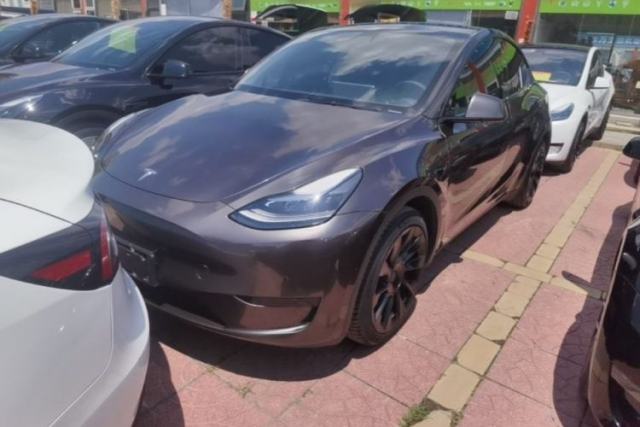 Used Tesla Model Y 2022 Rear-Wheel-Drive Version