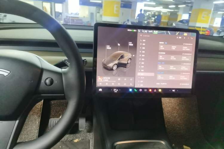 Used Tesla Model Y 2022 Revised Version Rear-Wheel Drive Audio And AC Panel