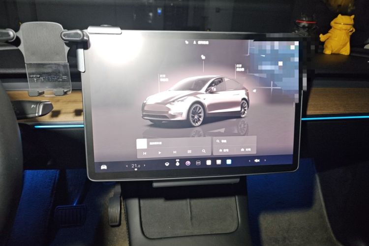 Used Tesla Model Y 2022 Rear-Wheel-Drive Version Audio And AC Panel