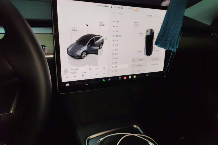 Used Tesla Model Y 2022 Rear-Wheel-Drive Version Audio And AC Panel