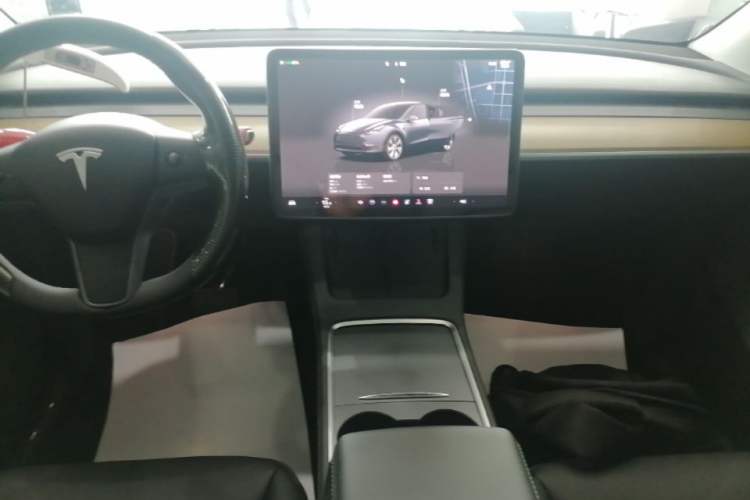 Used Tesla Model Y 2022 Revised Version Rear-Wheel Drive Audio And AC Panel