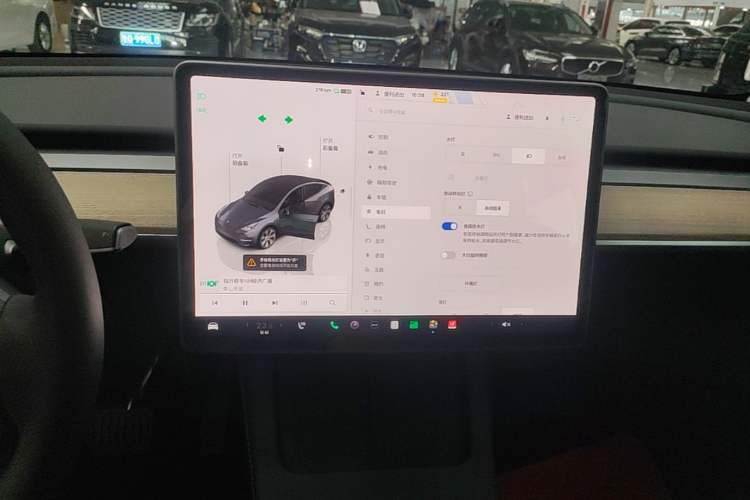 Used Tesla Model Y 2022 Revised Version Rear-Wheel Drive Audio And AC Panel