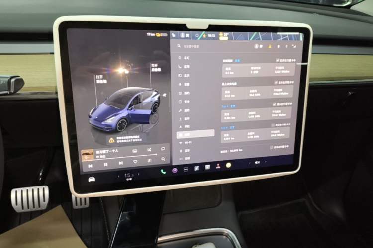 Used Tesla Model Y 2022 Performance High-Performance All-Wheel-Drive Version Audio And AC Panel