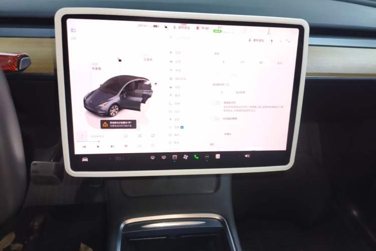 Used Tesla Model Y 2022 Revised Version Rear-Wheel Drive Audio And AC Panel