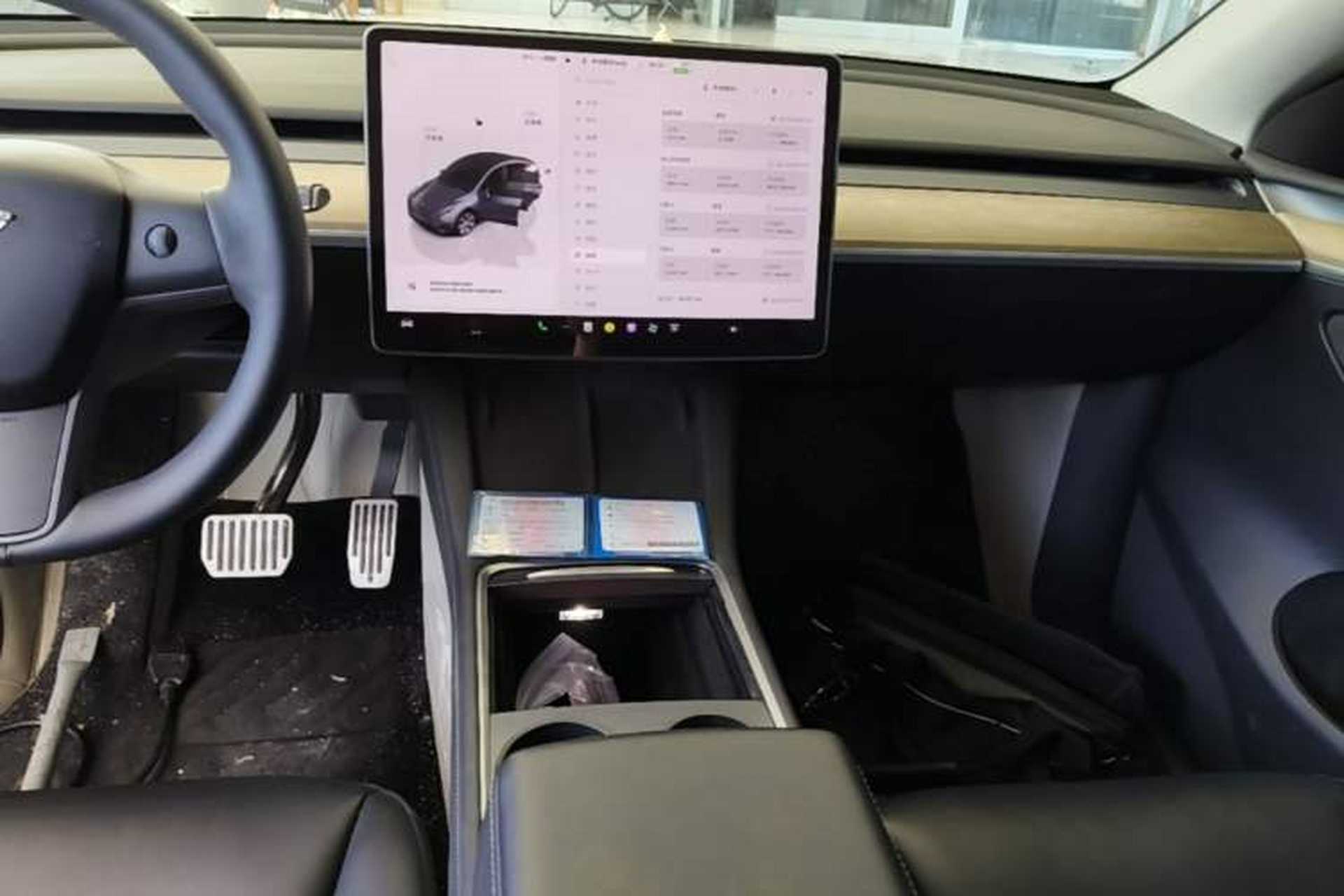 Used Tesla Model Y 2022 Revised Version Rear-Wheel Drive Audio And AC Panel